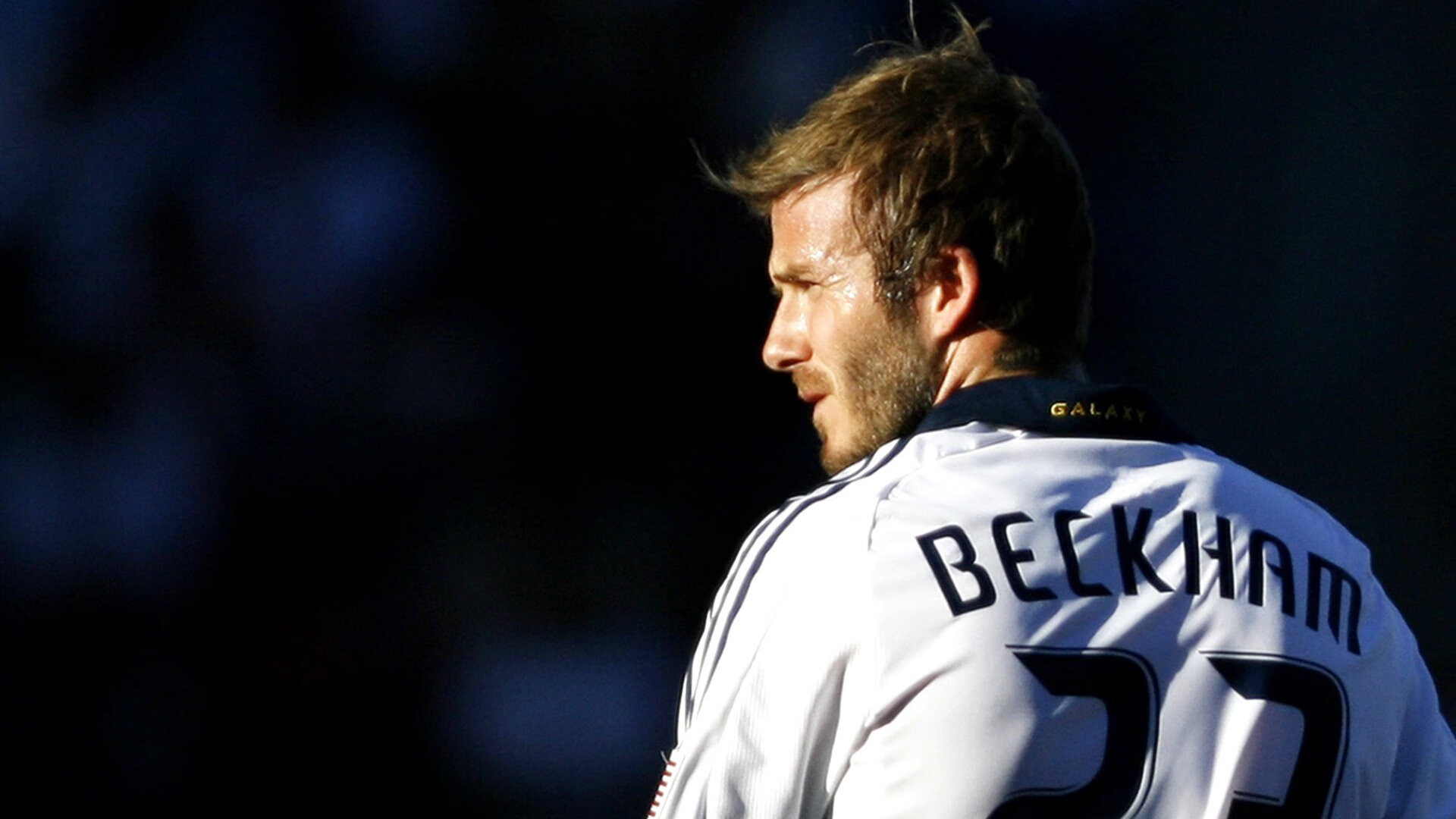 蔚蓝海岸的绿茵变奏，马丁内利在摩纳哥的节奏风暴中接管焦点之战