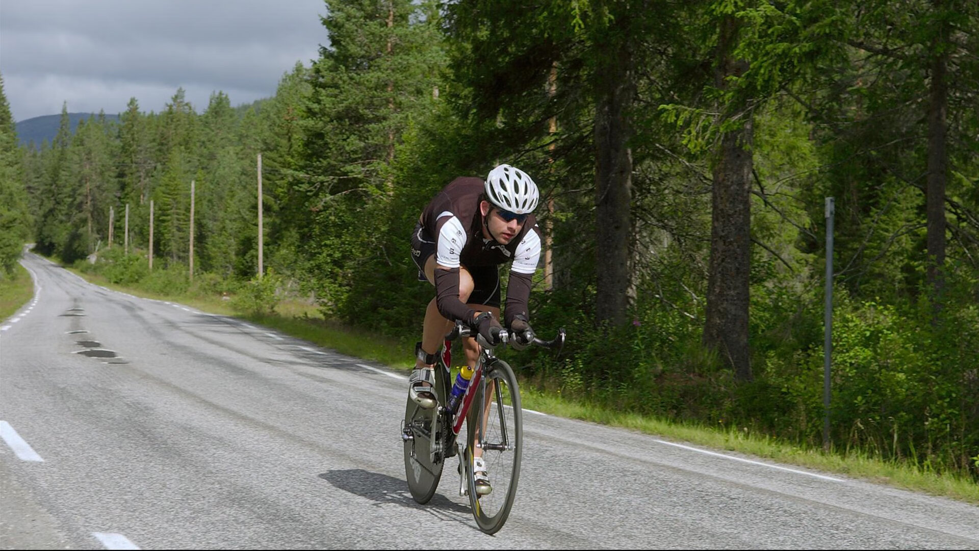 克莱·汤普森爆发之夜，猛龙淘汰赛惊险过关，森林狼遗憾出局