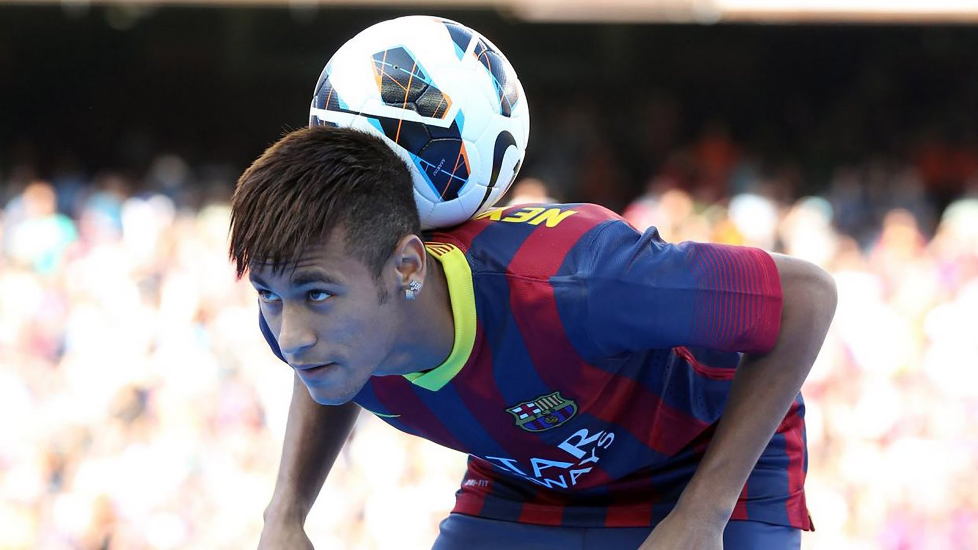 冰与火的对决，当麦迪逊的蓝色风暴吞没金州，塔图姆在世界杯独舞